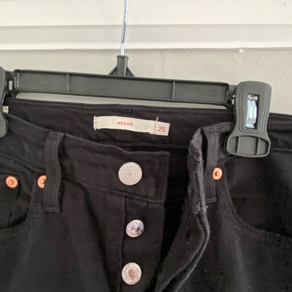 Levi’s Wedgie black jeans sz 25 - Picture 5 of 5